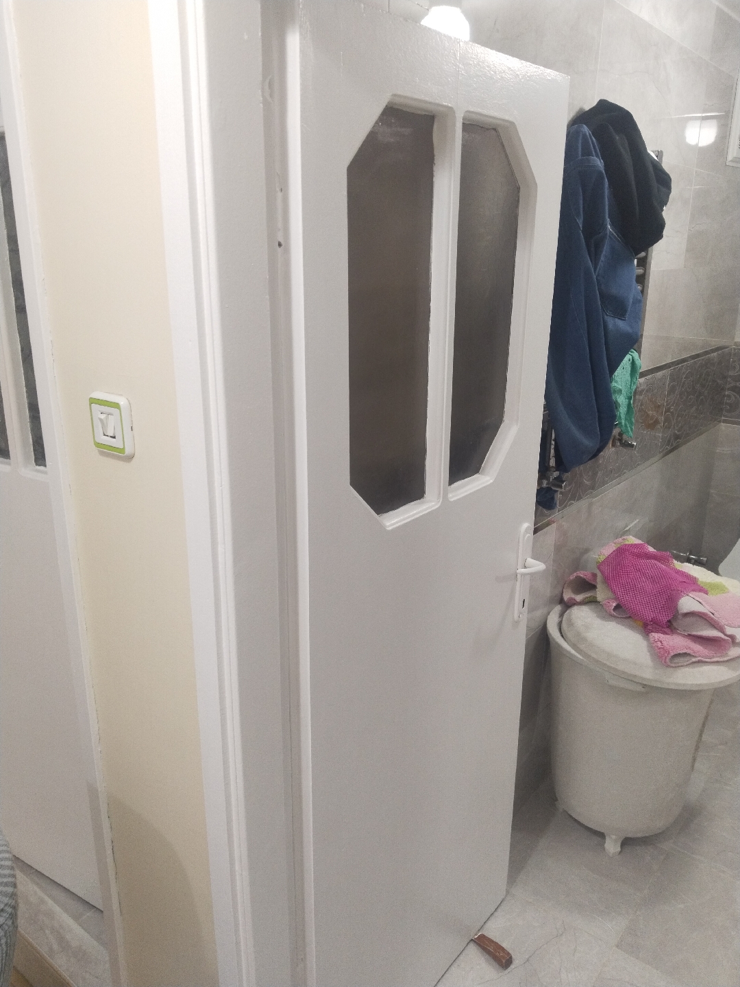 ev ve işyerlerinizin komple boya badana stropiyer Kartonpiyer Amerikan kapı boyama stropiyer tavan kaplama mutfak dolaplarınizin boyama isleri