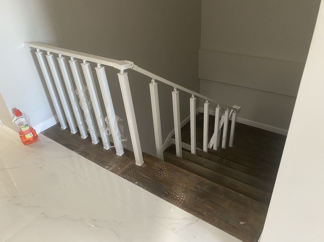 alüminyum korkuluk cam balkon