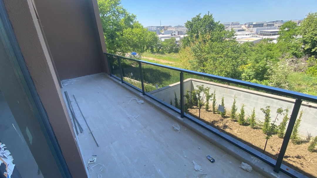 alüminyum korkuluk cam balkon