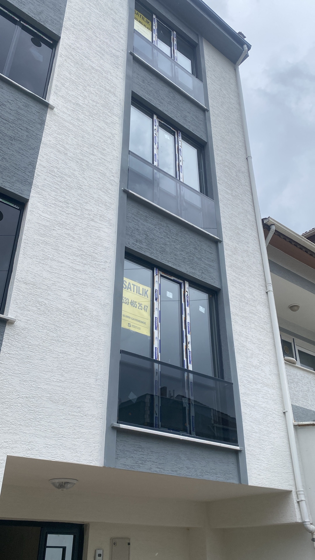alüminyum korkuluk cam balkon